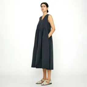 7115 By Szeki Woman Papery V-Neck Dress Navy Black