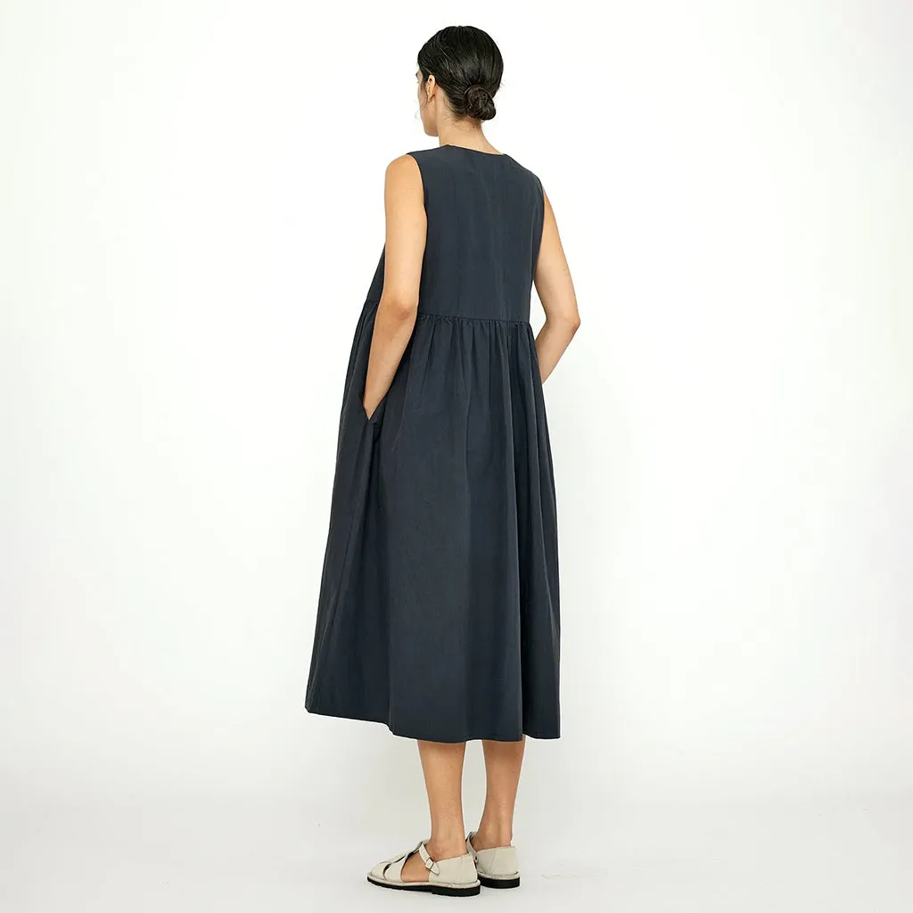 7115 By Szeki Woman Papery V-Neck Dress Navy Black