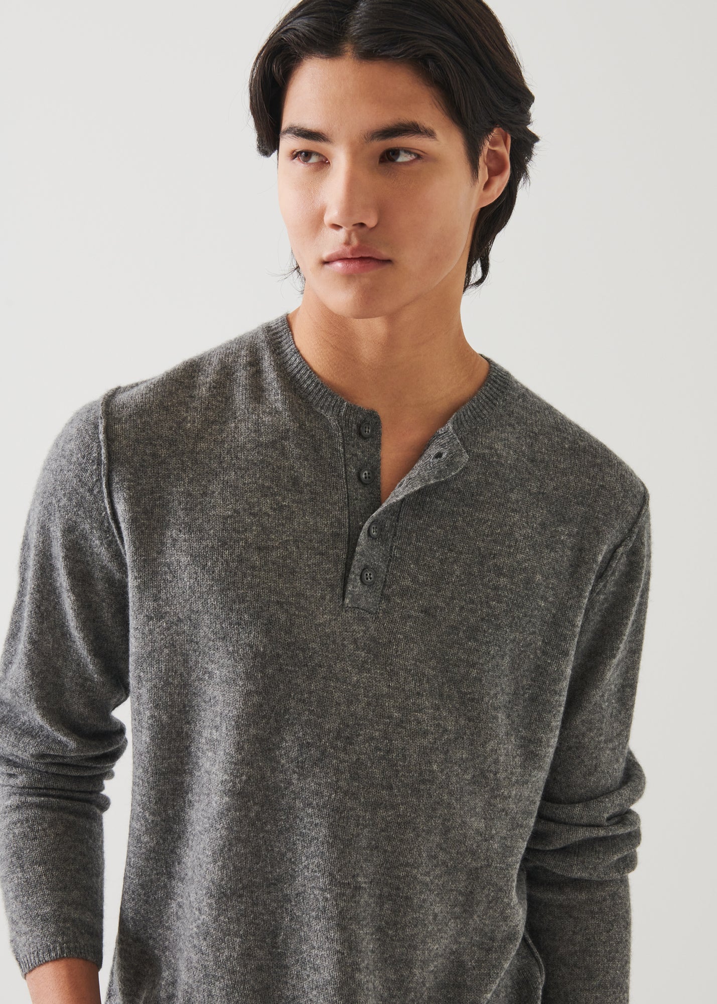 AIR CASHMERE HENLEY SWEATER