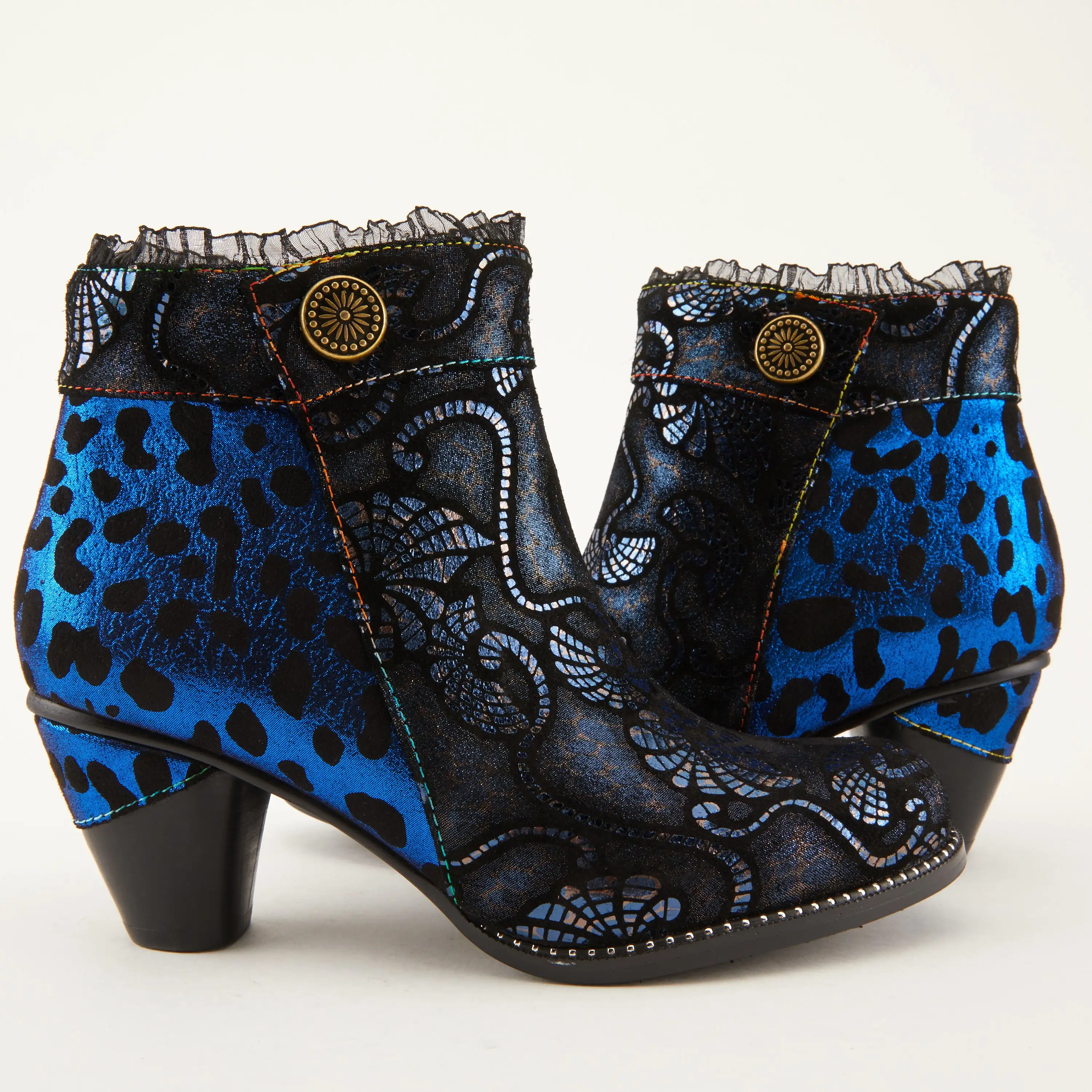 L'ARTISTE DESSA BOOTIE