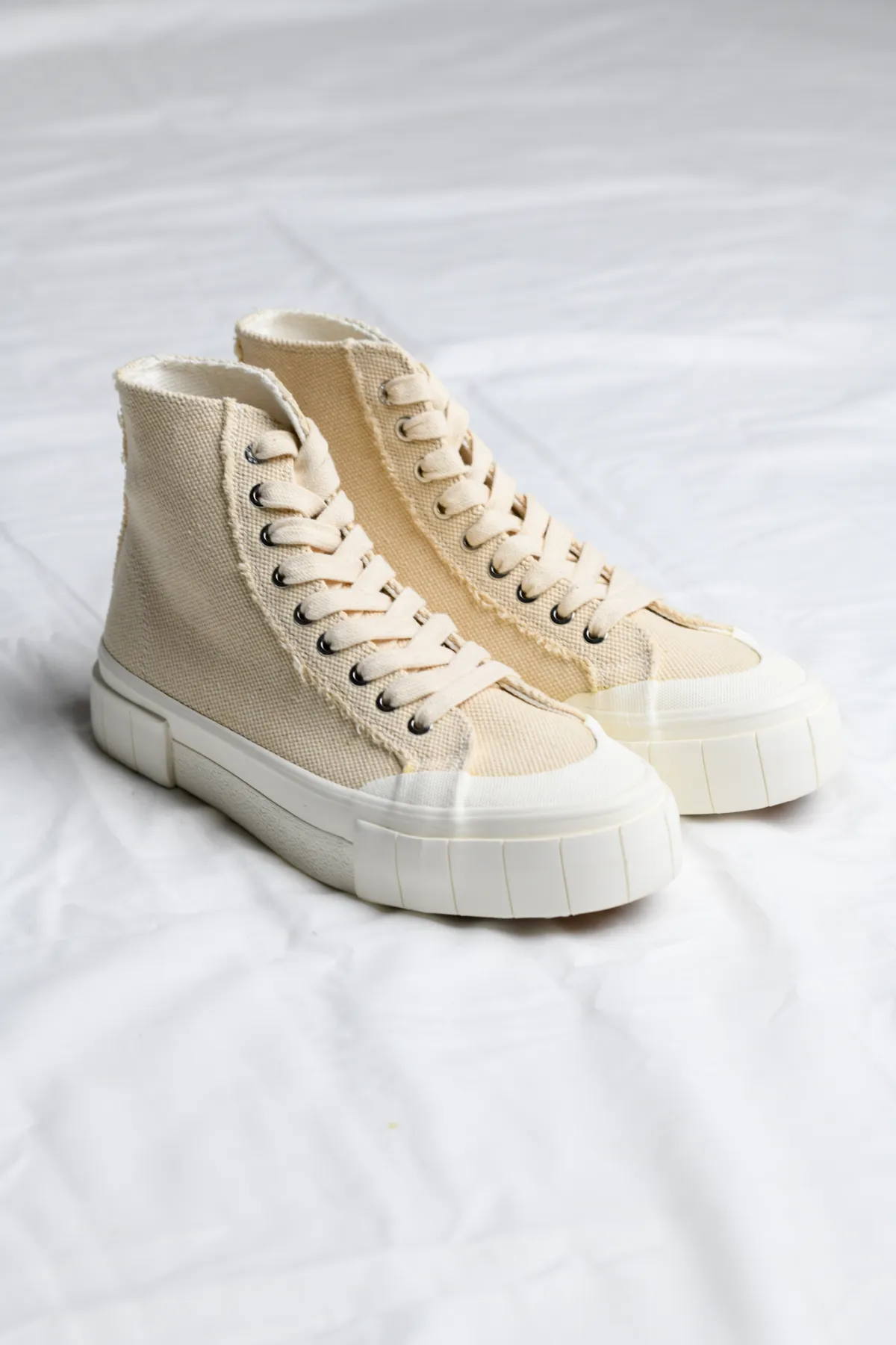 London Palm Hi-top Sneaker - Oatmeal