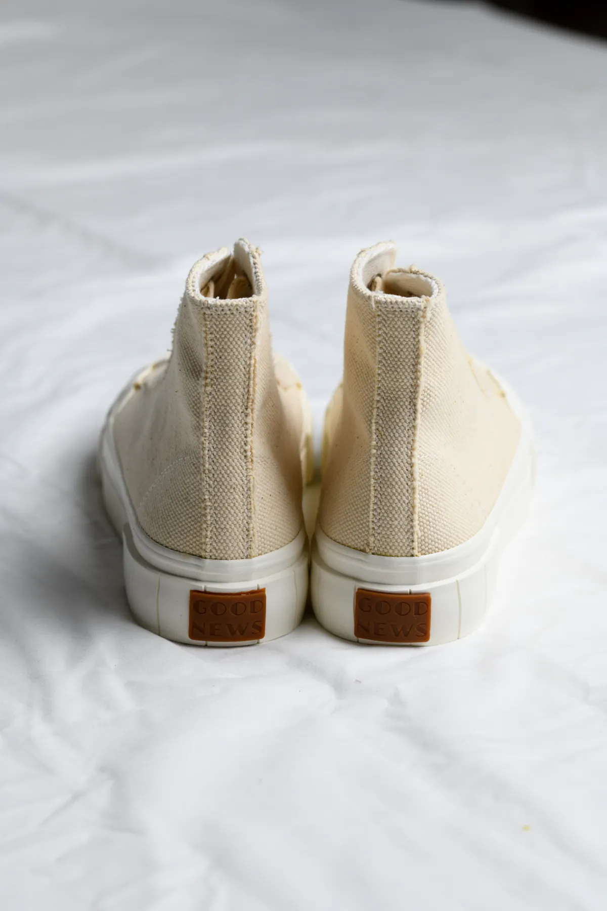 London Palm Hi-top Sneaker - Oatmeal