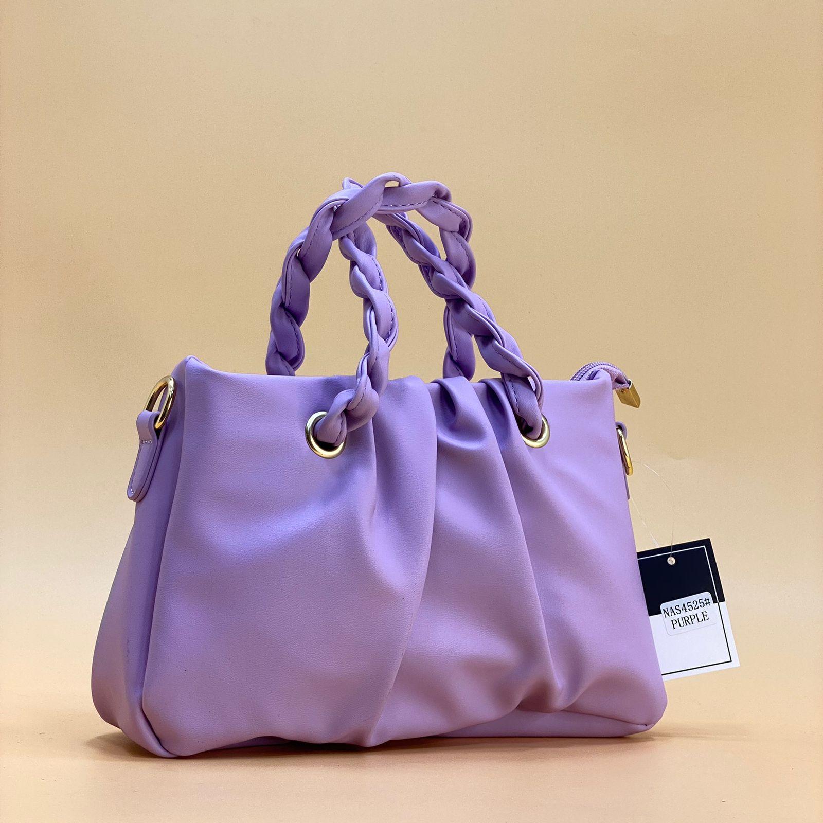 NEW 2022 ,  WOMEN HANDBAGS B304