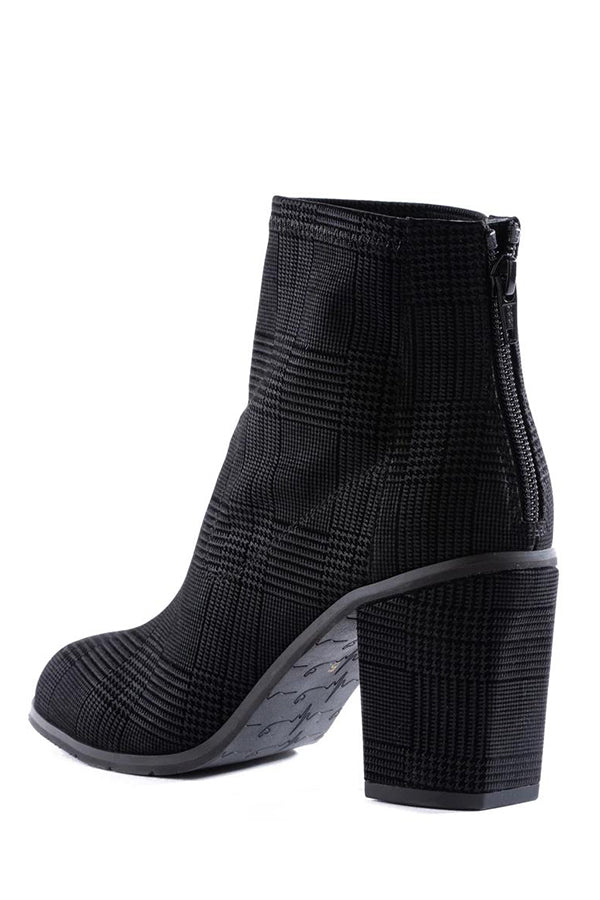 Seychelles Ringmaster Boot in Black Plaid