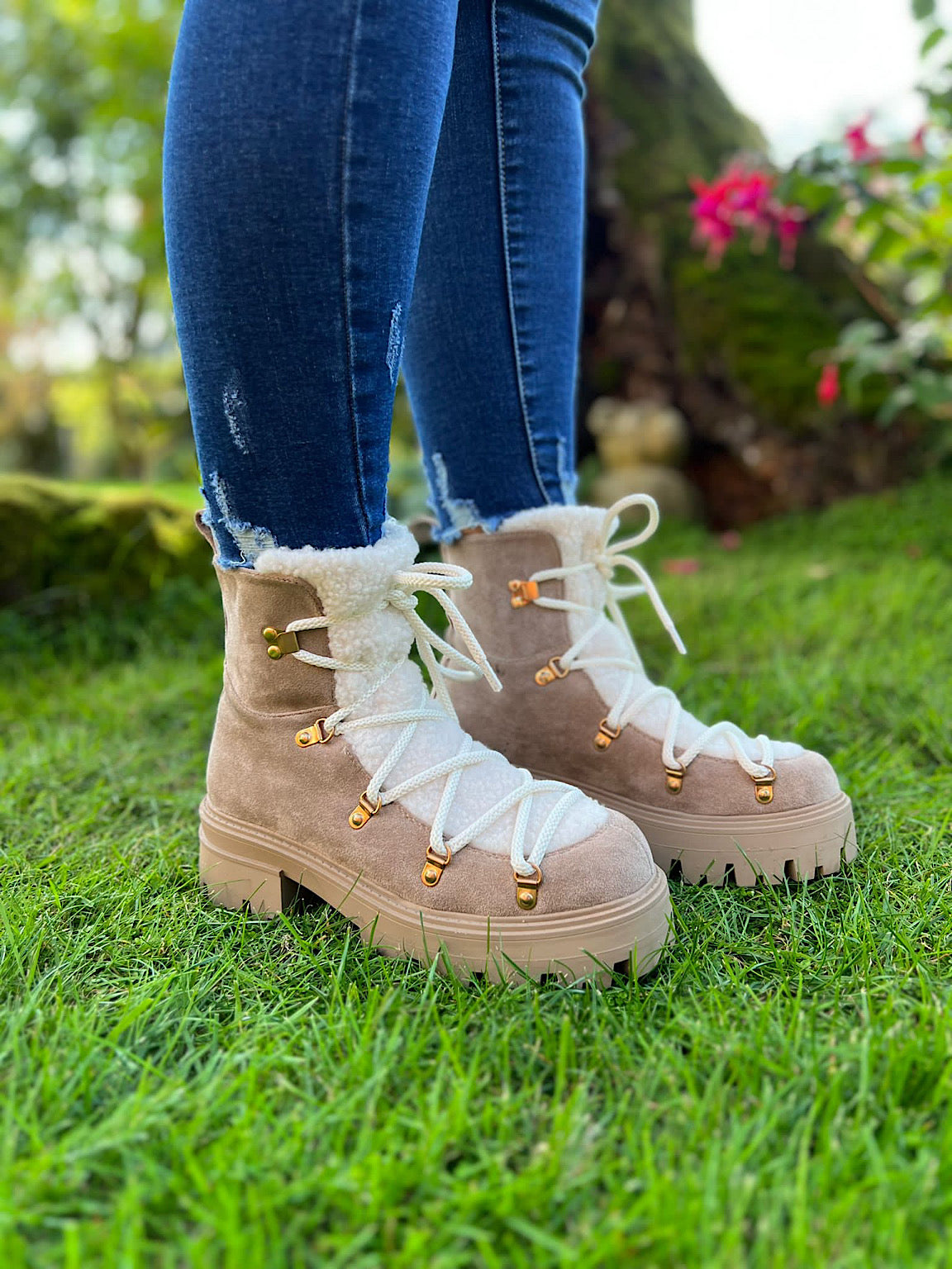 Truffle Sherpa Detail Tie Up Boots