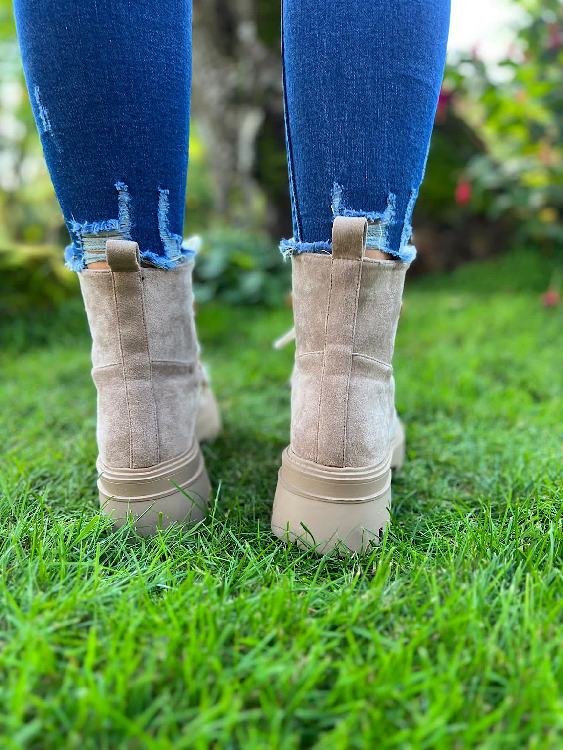 Truffle Sherpa Detail Tie Up Boots