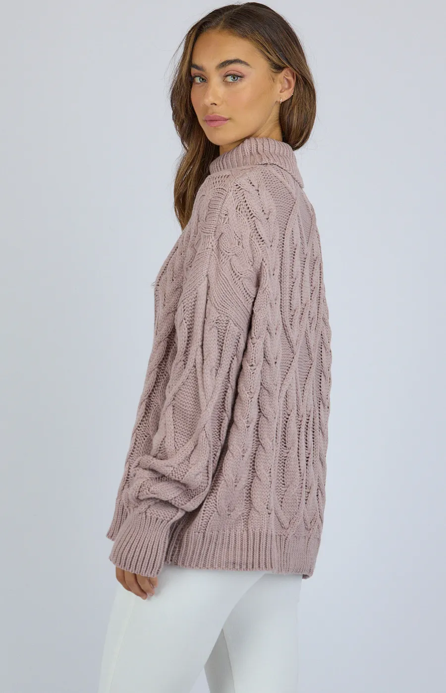 Turtleneck Cable Knit Sweater (AKN828)