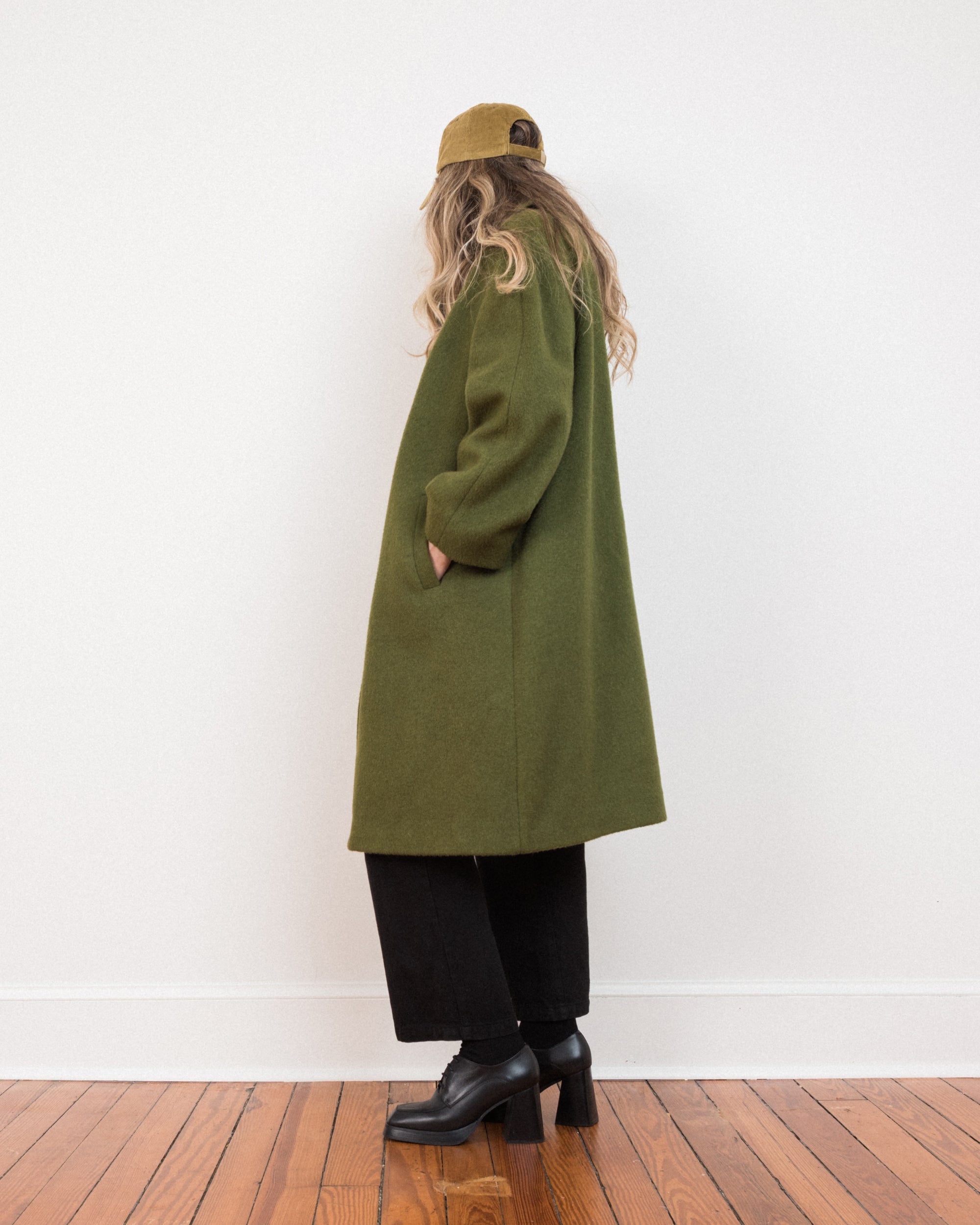 Vintage Green Camelhair BERLIN Coat #13 (S/M)